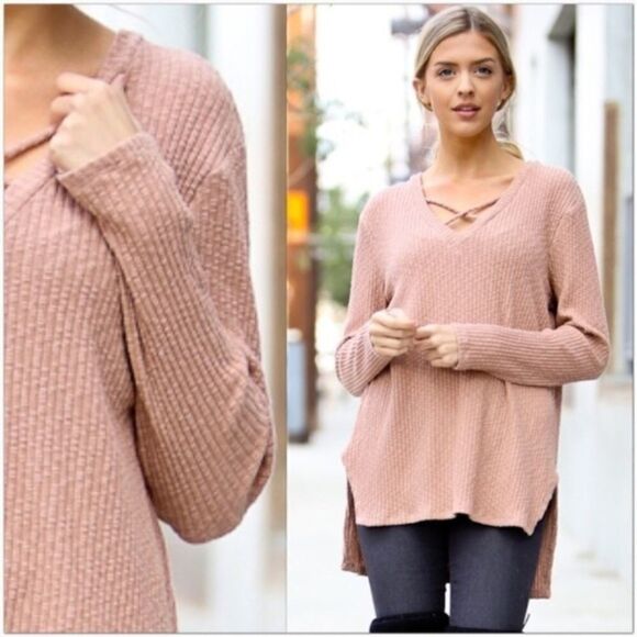 Blush Criss Cross V-Neck Top - Picture 3 of 7
